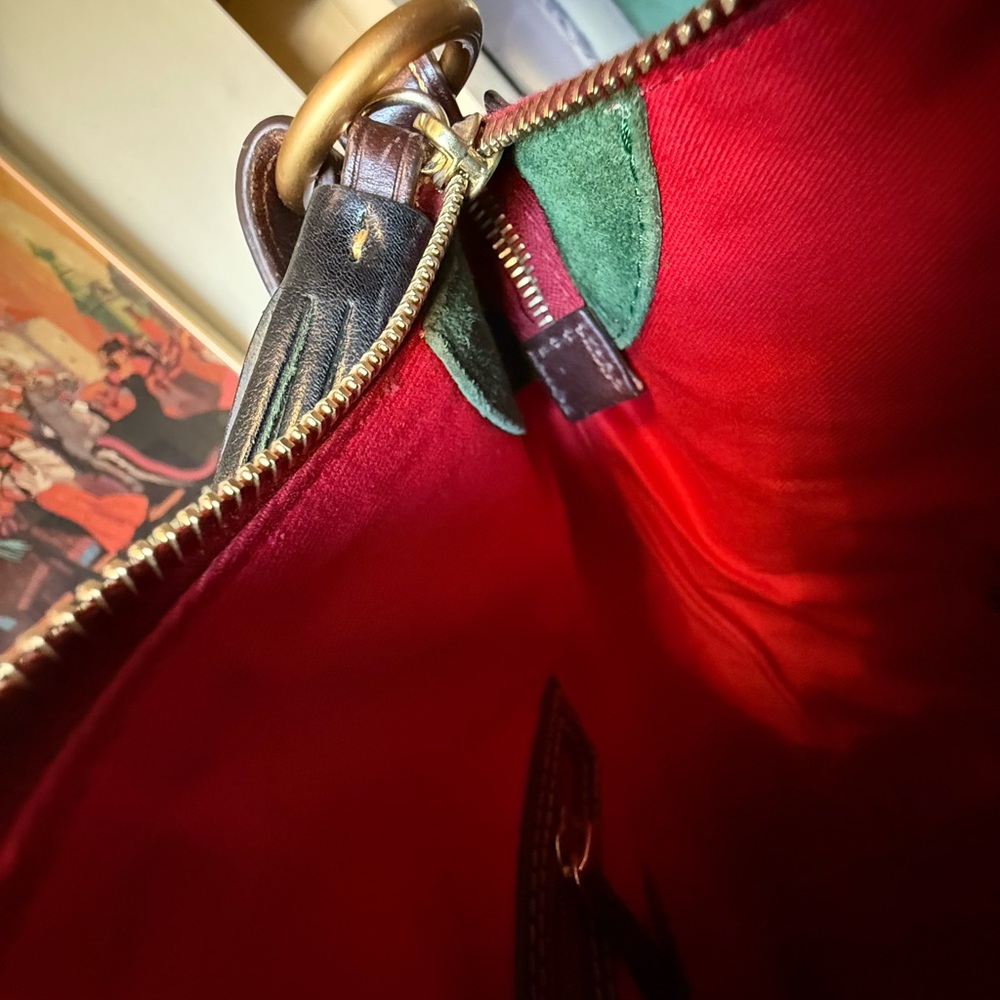 Dooney & Bourke Classic Black Shoulder Bag - Picture 14 of 15